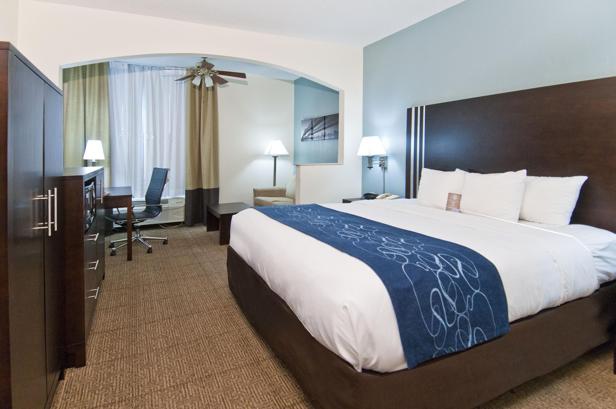 Comfort Suites New Orleans East Экстерьер фото