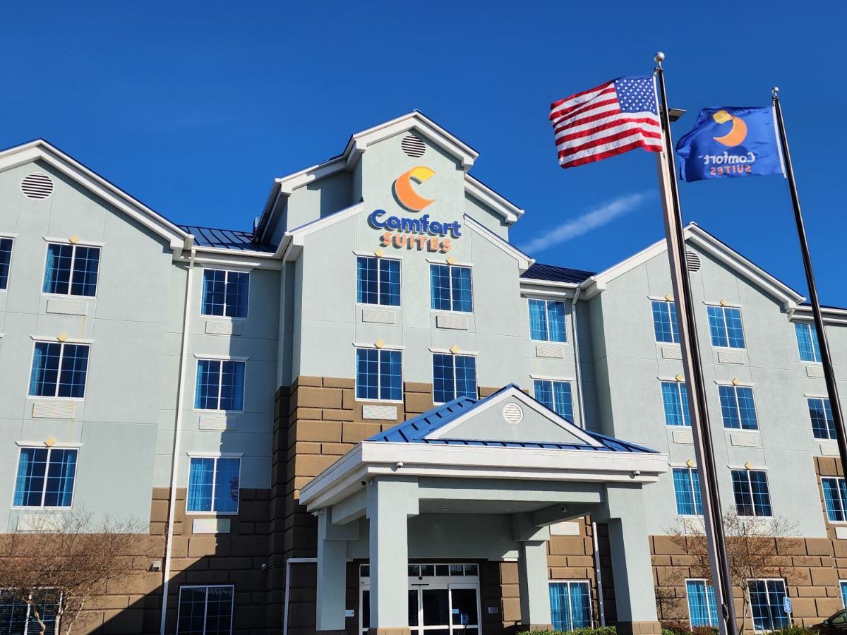 Comfort Suites New Orleans East Экстерьер фото